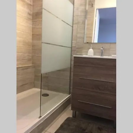 Rez-de- Chaussee Sur Le Port Wi-fi 4g דיבה-סור-מר