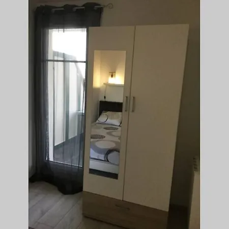 Rez-de- Chaussee Sur Le Port Wi-fi 4g * דיבה-סור-מר